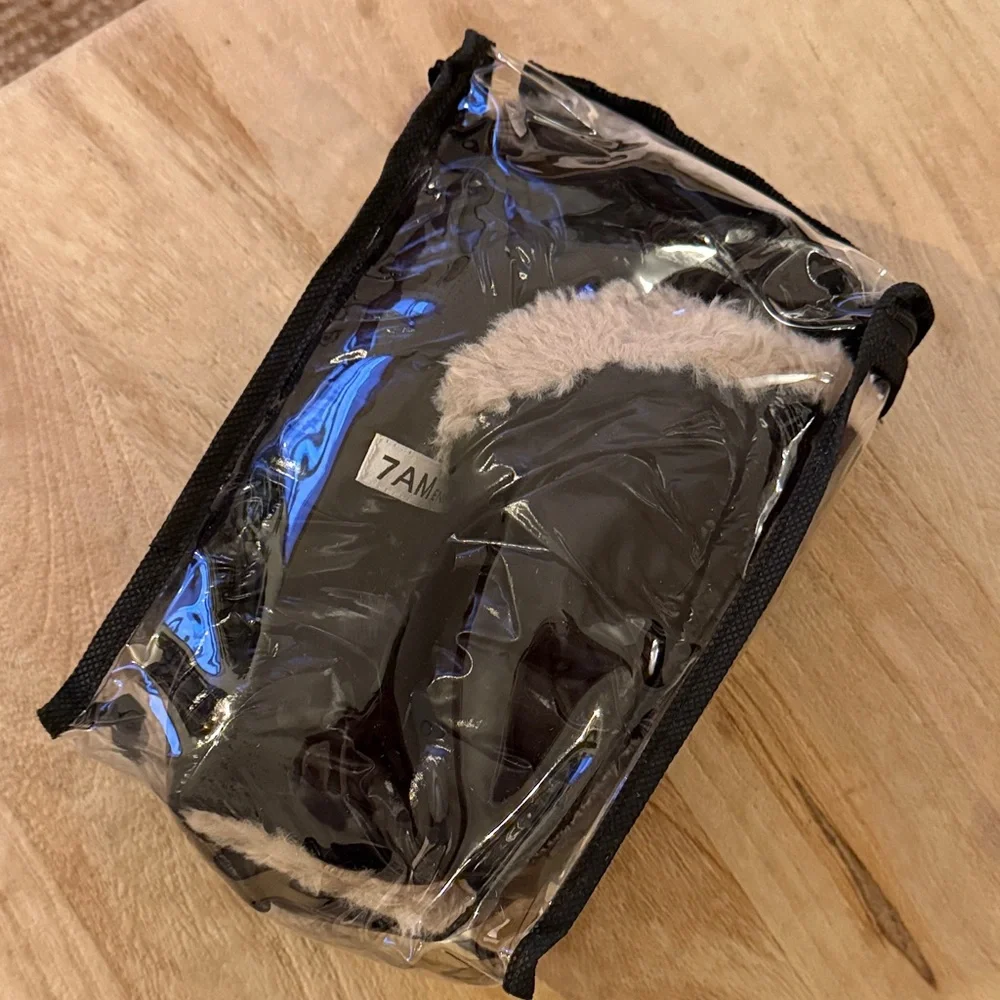 7AM Warmmuffs Polar NWOT